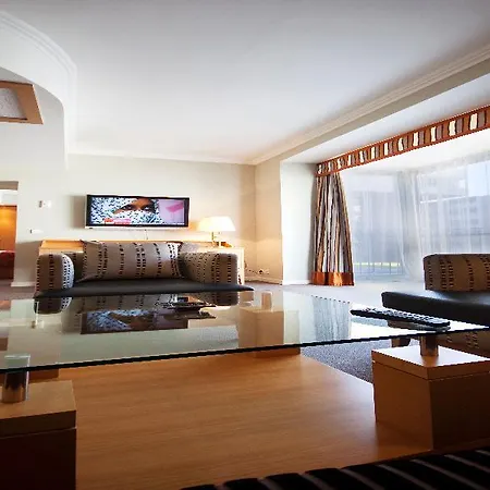 Golden براغ