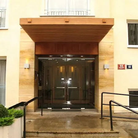 Golden Apartmán