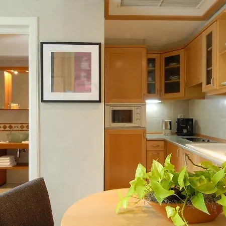 Golden Apartment *